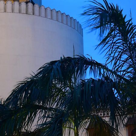 Hotel Fort Chandragupt Τζαϊπούρ Εξωτερικό φωτογραφία