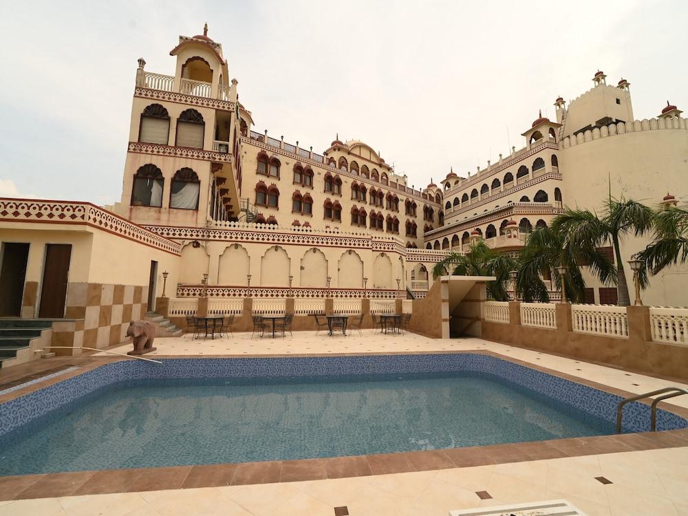 Hotel Fort Chandragupt Τζαϊπούρ Εξωτερικό φωτογραφία