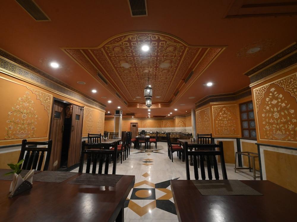 Hotel Fort Chandragupt Τζαϊπούρ Εξωτερικό φωτογραφία